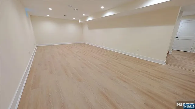 $1,799,000 | 99 Old Hook Road, Closter, NJ 07624