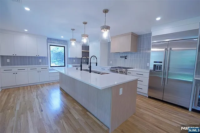 $1,799,000 | 99 Old Hook Road, Closter, NJ 07624