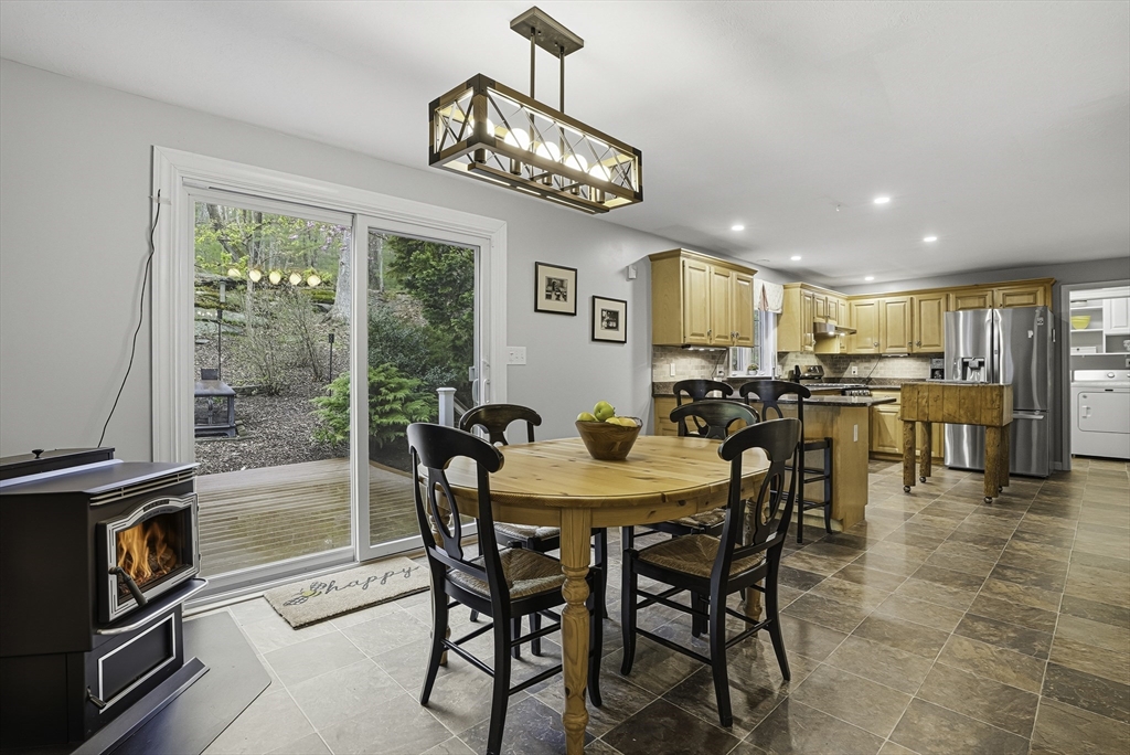 69 Warren Street Upton, MA 01568 - Photo 15 of 41