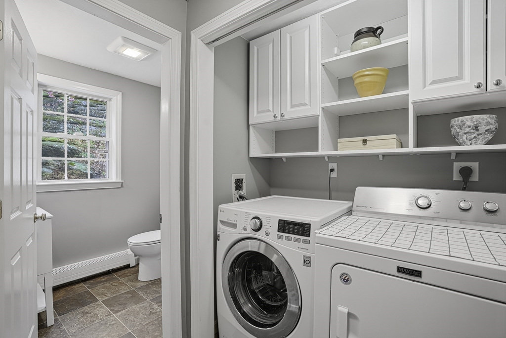 69 Warren Street Upton, MA 01568 - Photo 16 of 41