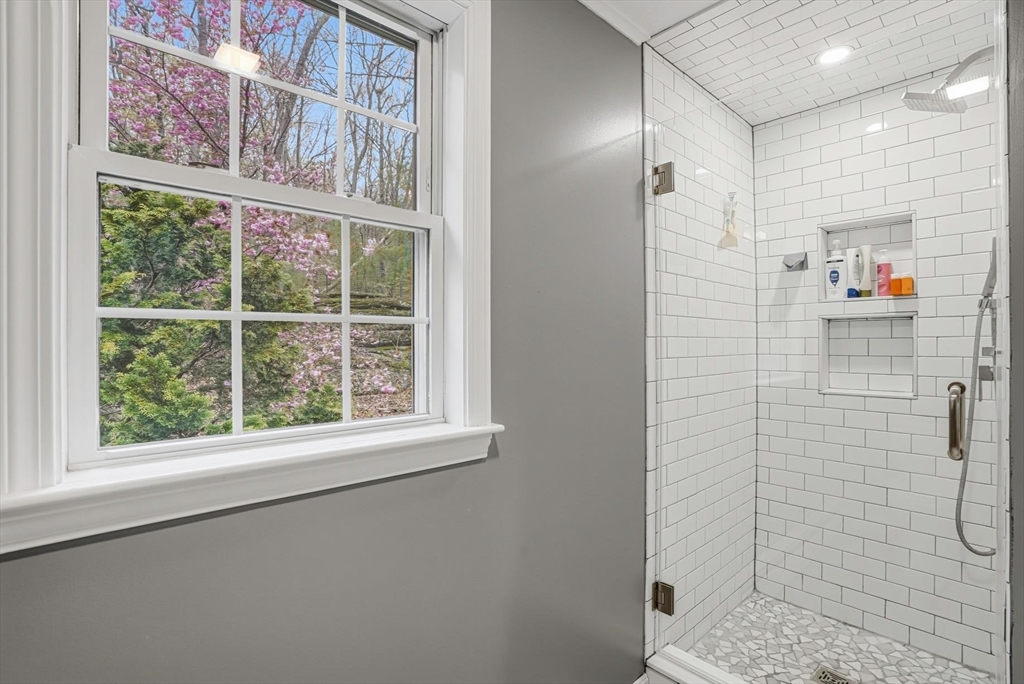 69 Warren Street Upton, MA 01568 - Photo 25 of 41