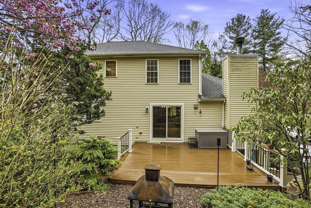 69 Warren Street Upton, MA 01568 - Photo 3 of 41