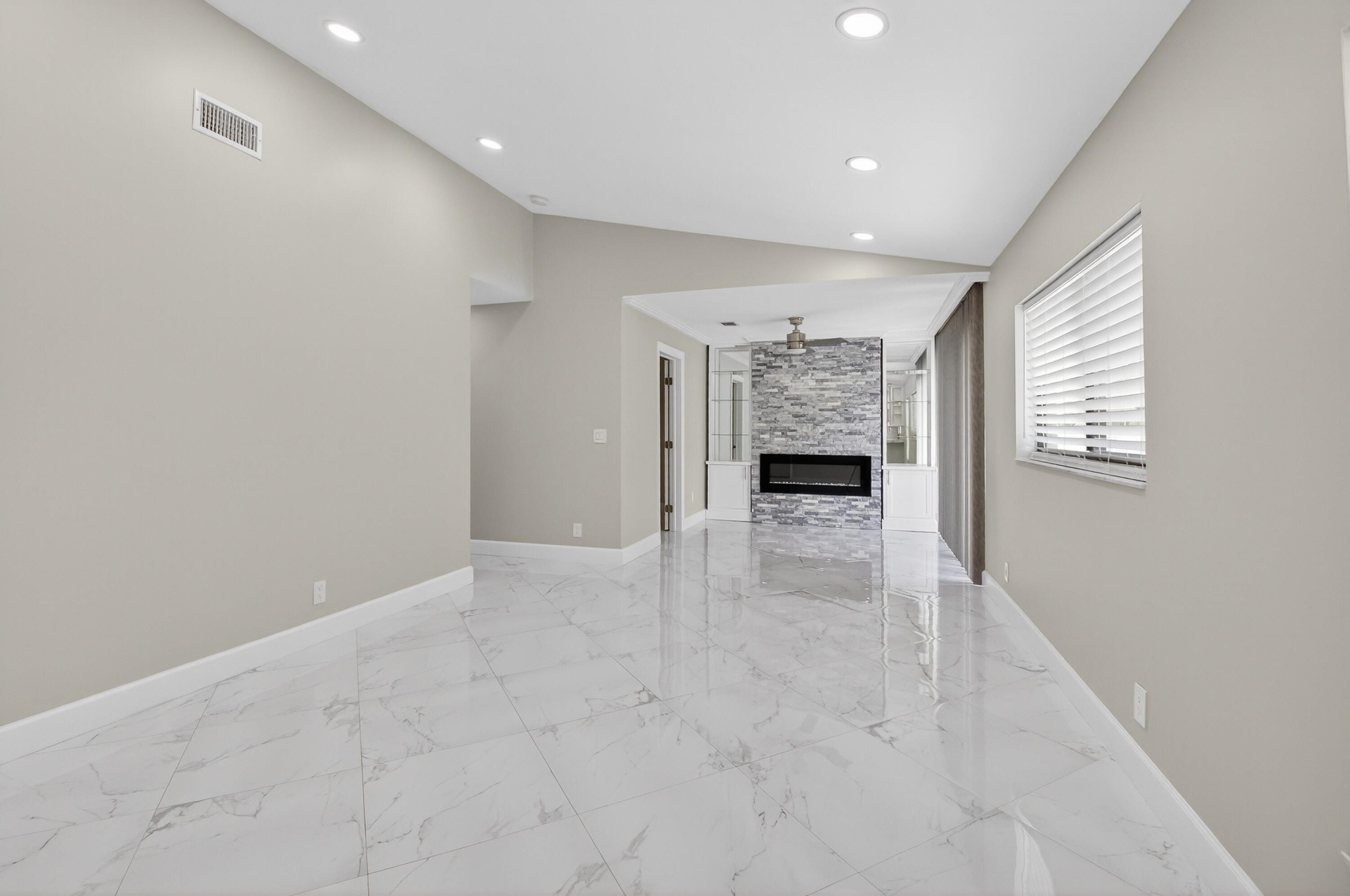 8216 Sweetbriar Way Boca Raton, FL 33496 - Photo 8 of 56 DSC_6270
