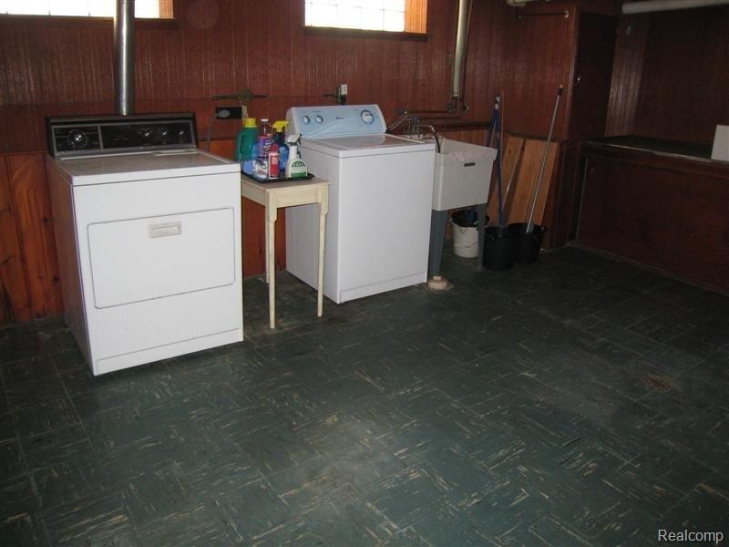 19020 Merriman Road Livonia, MI 48152 - Photo 16 of 16 basement.JPG