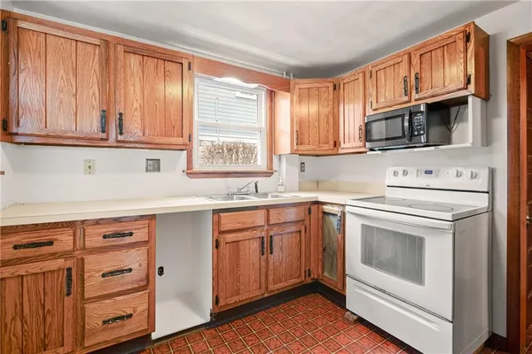 $85,000 | 524 Glenwood Avenue, Johnstown, PA 15905