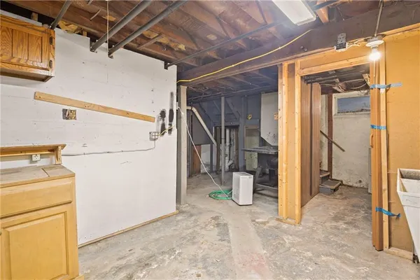 $77,500 | 524 Glenwood Avenue, Johnstown, PA 15905