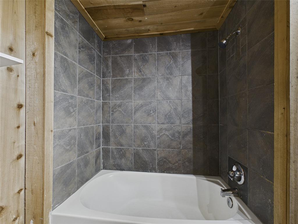 9501 North County Road Frisco, TX 75033 - Photo 16 of 24