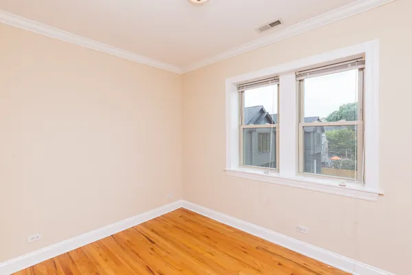 $2,125 | 3510 West Cortland Street, Unit 4S, Chicago, IL 60647