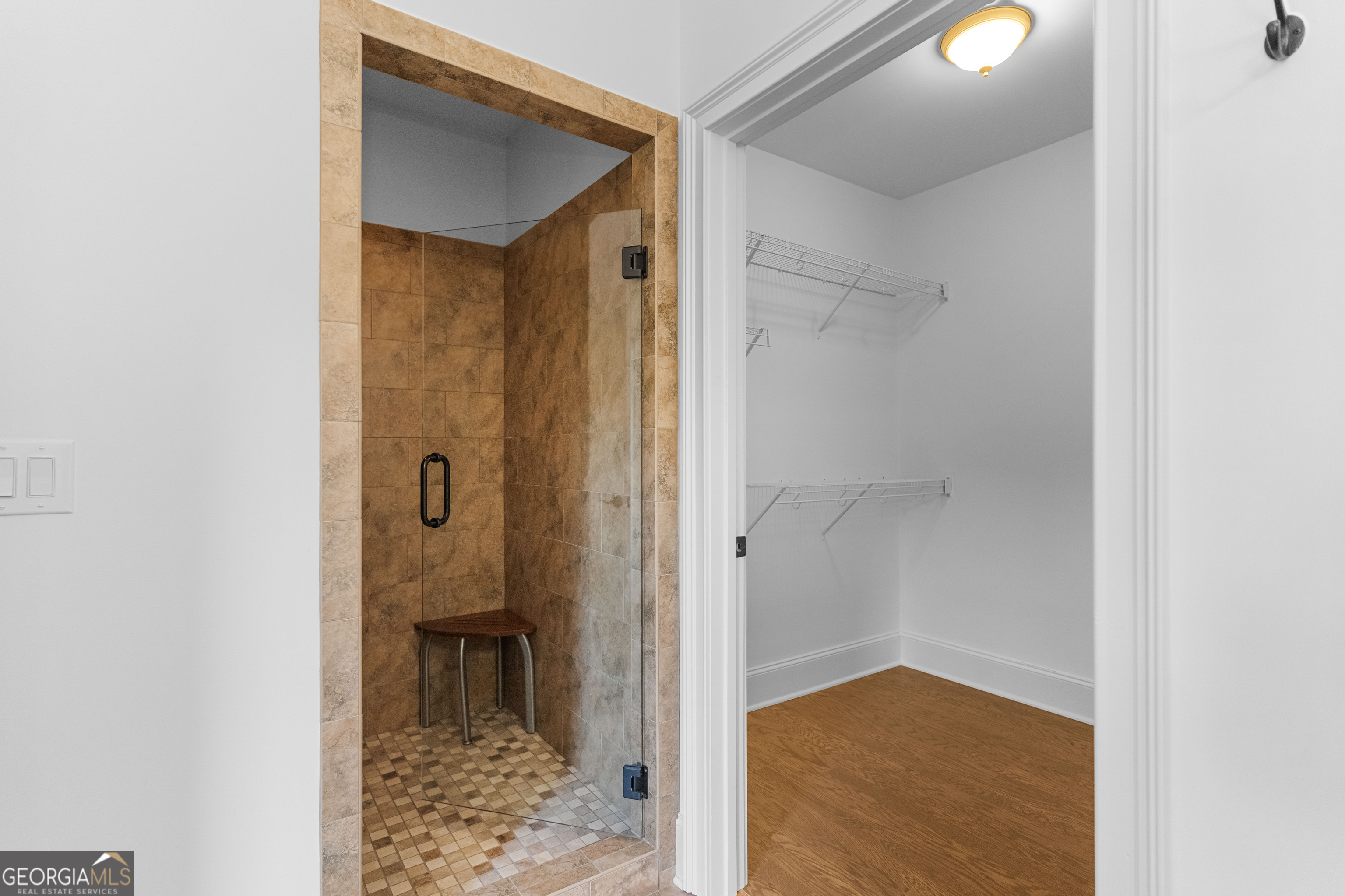 1011 Ridge Terrace Greensboro, GA 30642 - Photo 61 of 72 a view of a bathroom from a hallway