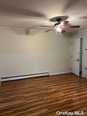 $2,400 | 988 Hempstead Turnpike, Franklin Square, NY 11010