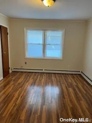 $2,400 | 988 Hempstead Turnpike, Franklin Square, NY 11010