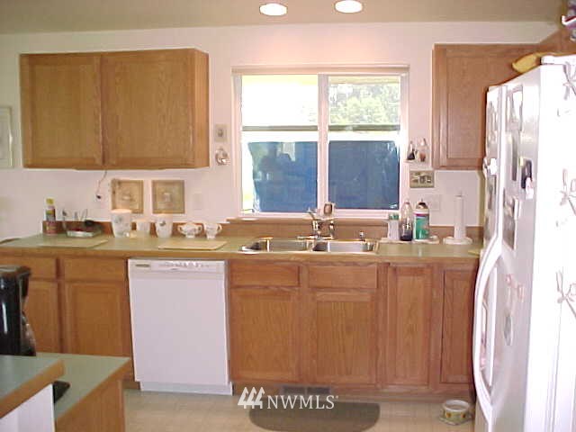 302 East Avery Road Chehalis, WA 98532 - Photo 8 of 13
