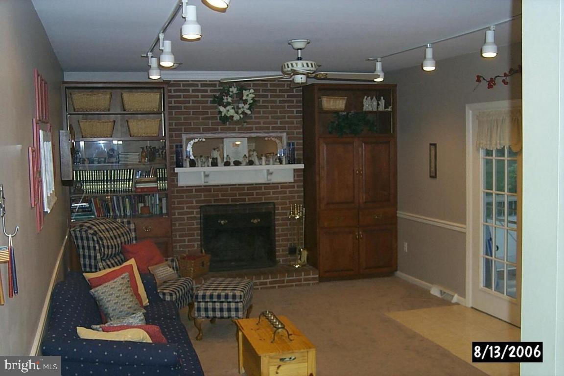 1804 Brubaker Run Road Lancaster, PA 17603 - Photo 6 of 16 Gallery Image 6