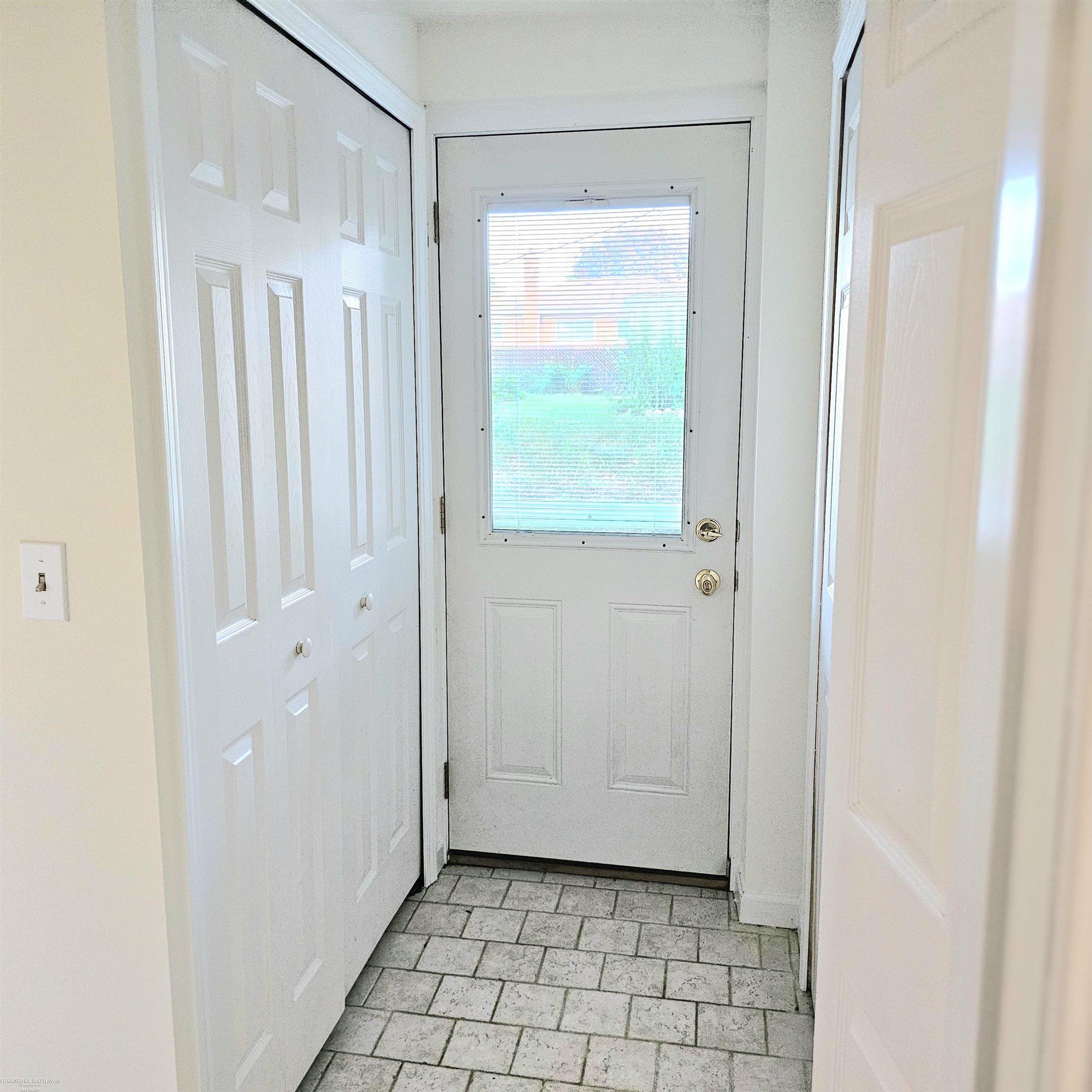 17814 Rainbow Road Fraser, MI 48026 - Photo 22 of 24 50181965-81076f5f-dadf-4b61-abf5-e08cb79f6bb7.JPG