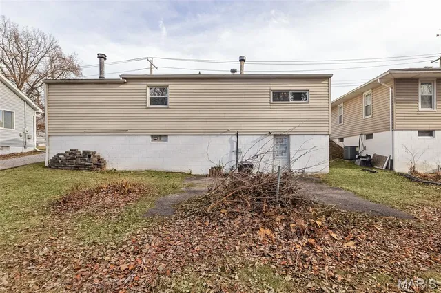 $78,500 | 2706 Shordell Drive, Godfrey, IL 62035