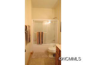 225 Laurel Ridge Road Asheville, NC 28805 - Photo 12 of 18 Gallery Image 12