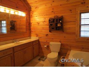 225 Laurel Ridge Road Asheville, NC 28805 - Photo 8 of 18 Gallery Image 8