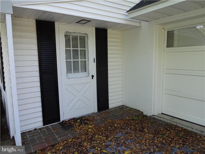 471 Oley Road Fleetwood, PA 19522 - Photo 5 of 25 Exterior Side
