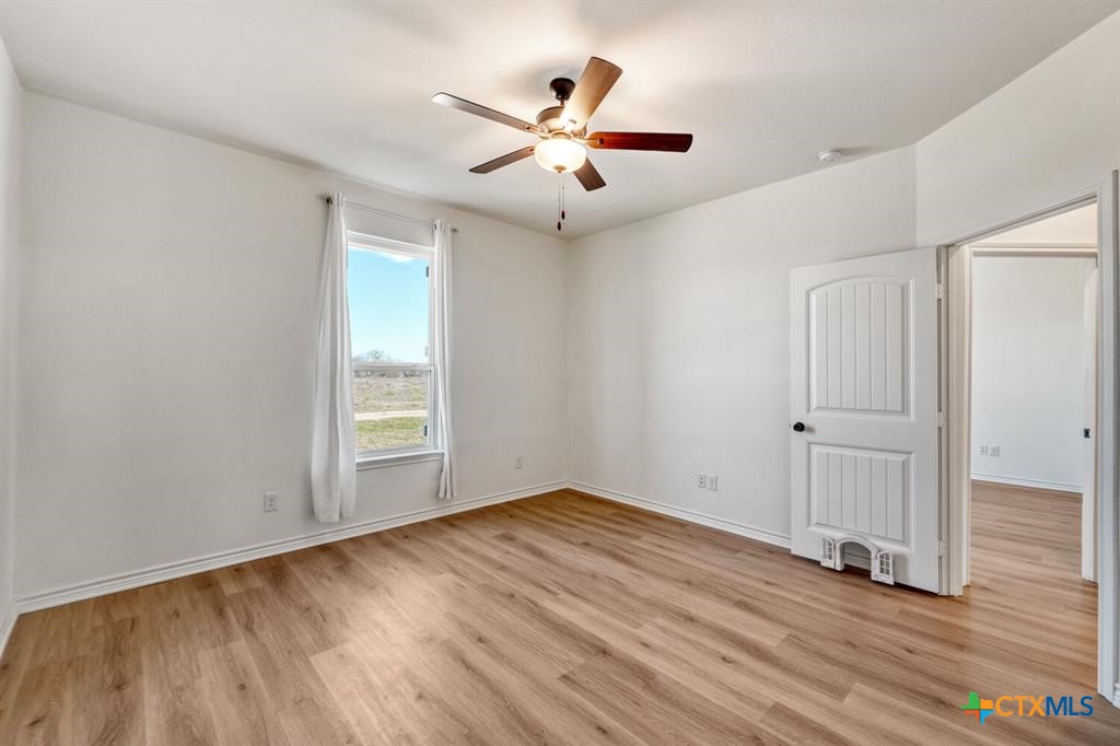 1642 Scull Road San Marcos, TX 78666 - Photo 20 of 31 Additional bedroom offering flexibility for a variety of uses.