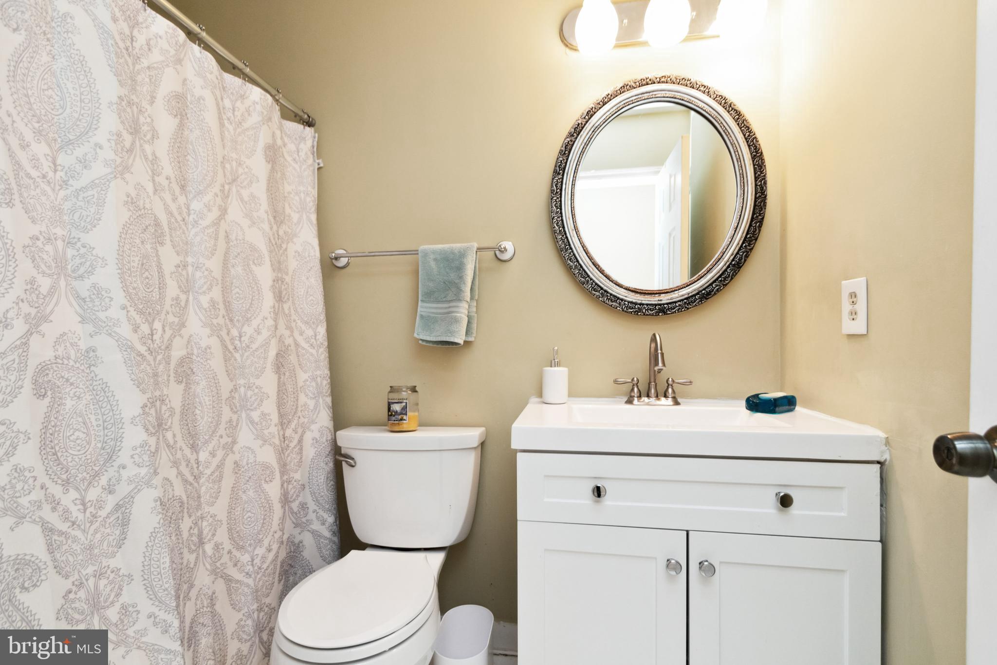 9821 Natick Road Burke, VA 22015 - Photo 17 of 25