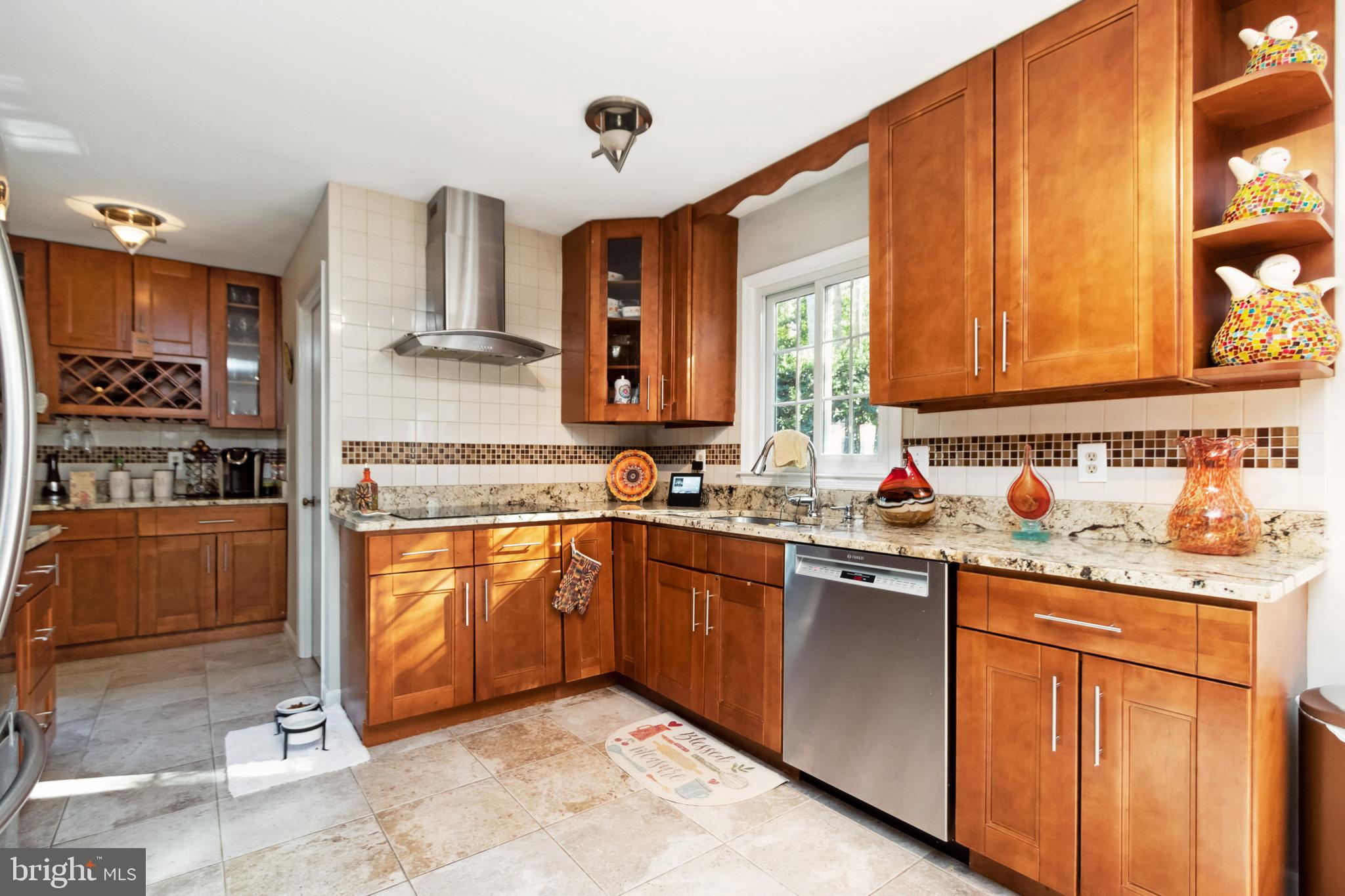 9821 Natick Road Burke, VA 22015 - Photo 8 of 25