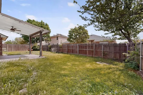 $349,000 | 812 Windswept Drive, Cedar Hill, TX 75104