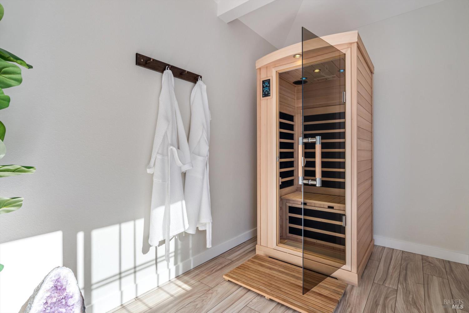 1236 North Fitch Mountain Road Healdsburg, CA 95448 - Photo 54 of 70 a view of closet area