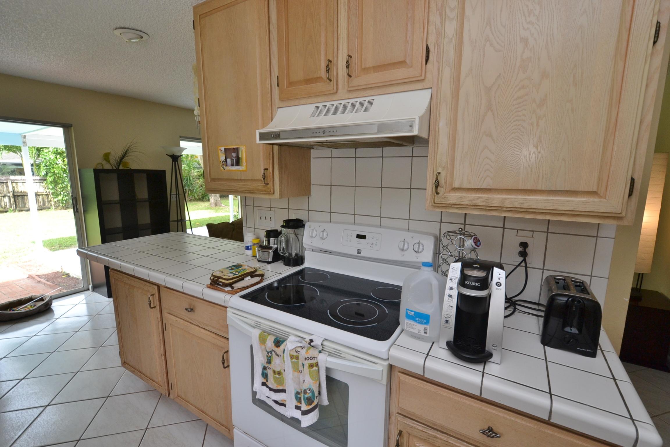 691 Sunset Road Boynton Beach, FL 33435 - Photo 13 of 24 kitch3