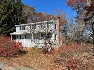 $549,900 | 125 Blackstone Street, Bellingham, MA 02019