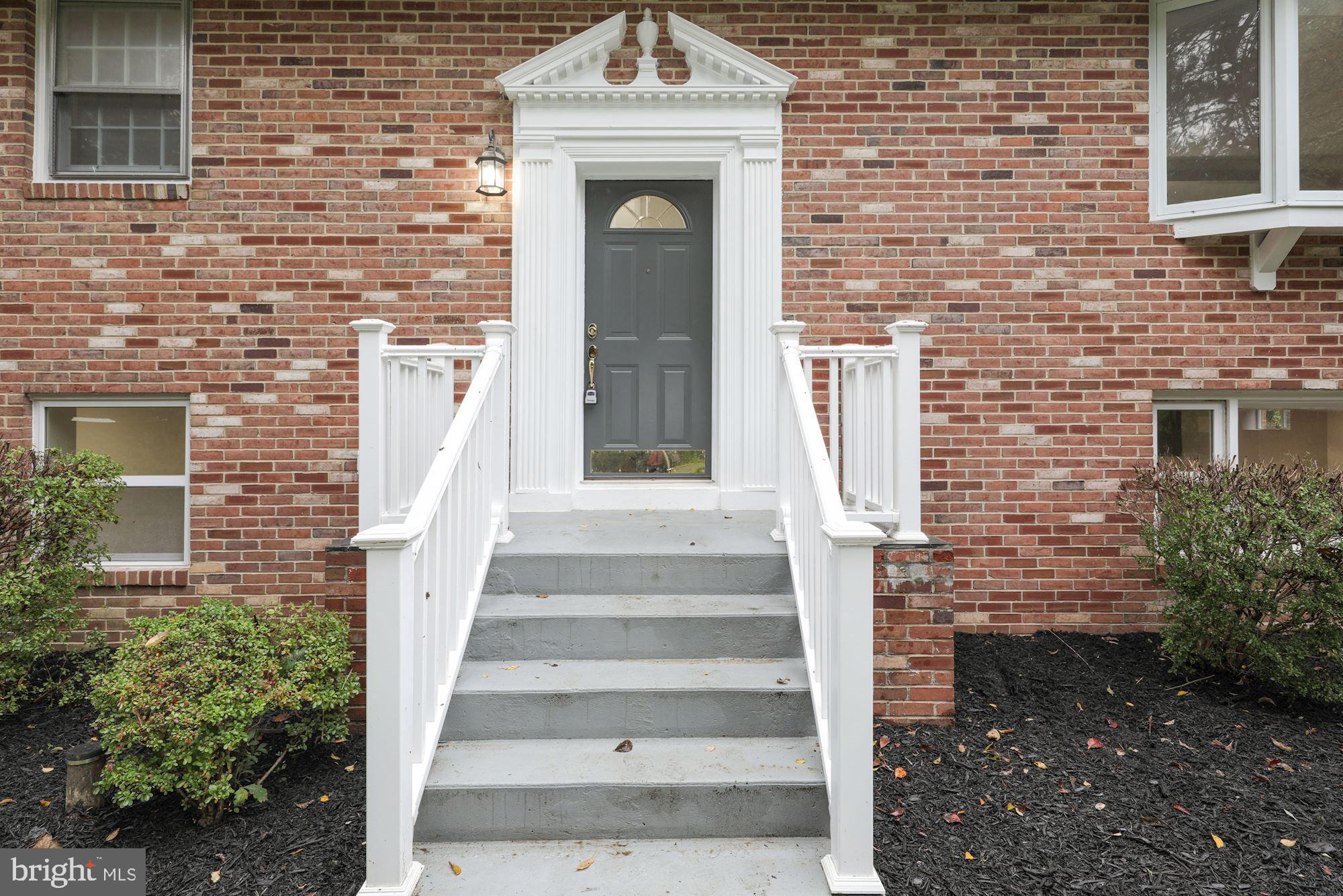 15715 Tierra Drive Silver Spring, MD 20906 - Photo 5 of 33