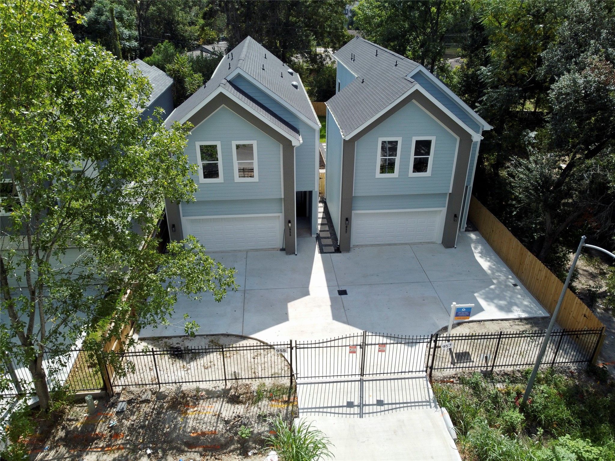 955 Ringold Street Houston, TX 77088 - Photo 47 of 48 a view of house and outdoor space