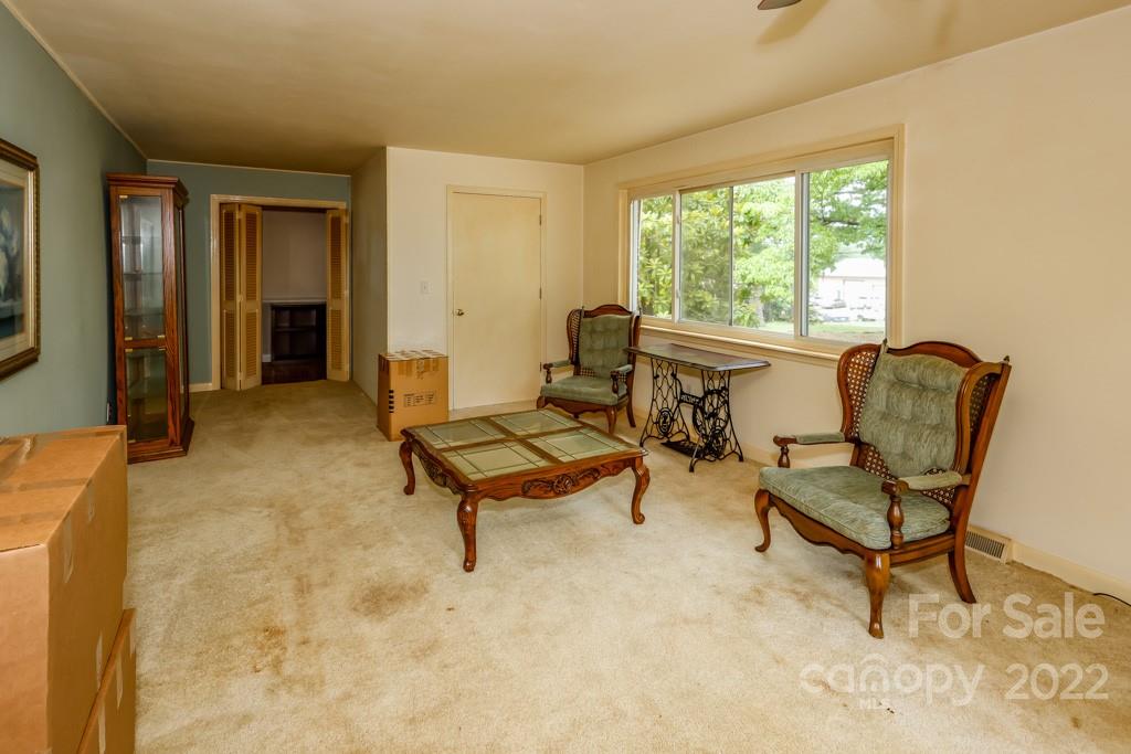 373 Withrow Road Forest City, NC 28043 - Photo 7 of 25 Gallery Image 7