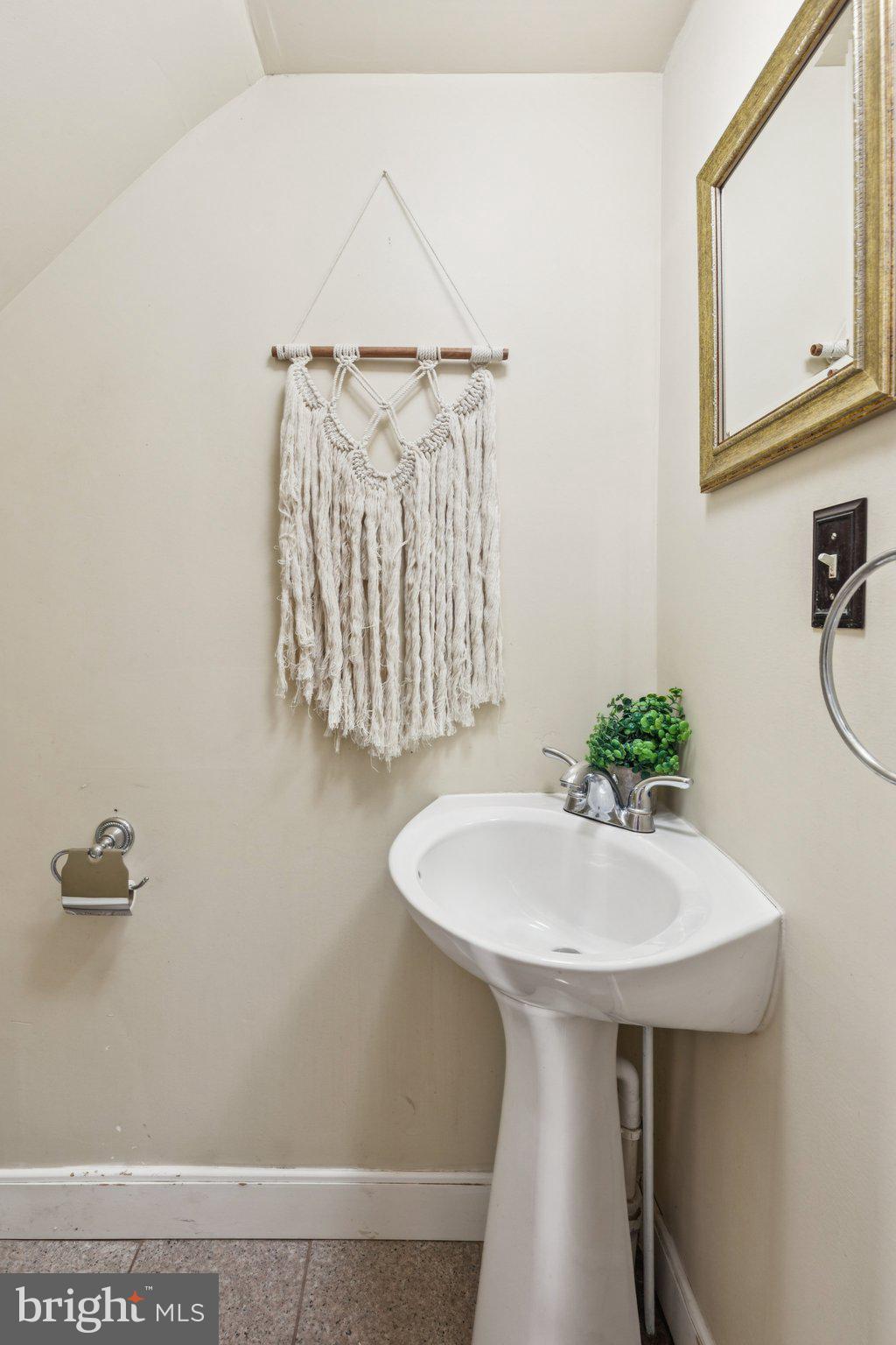 127 West Washington Lane Philadelphia, PA 19144 - Photo 24 of 46