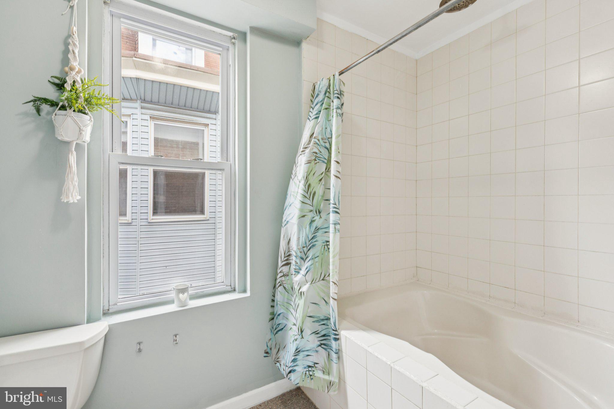 127 West Washington Lane Philadelphia, PA 19144 - Photo 30 of 46