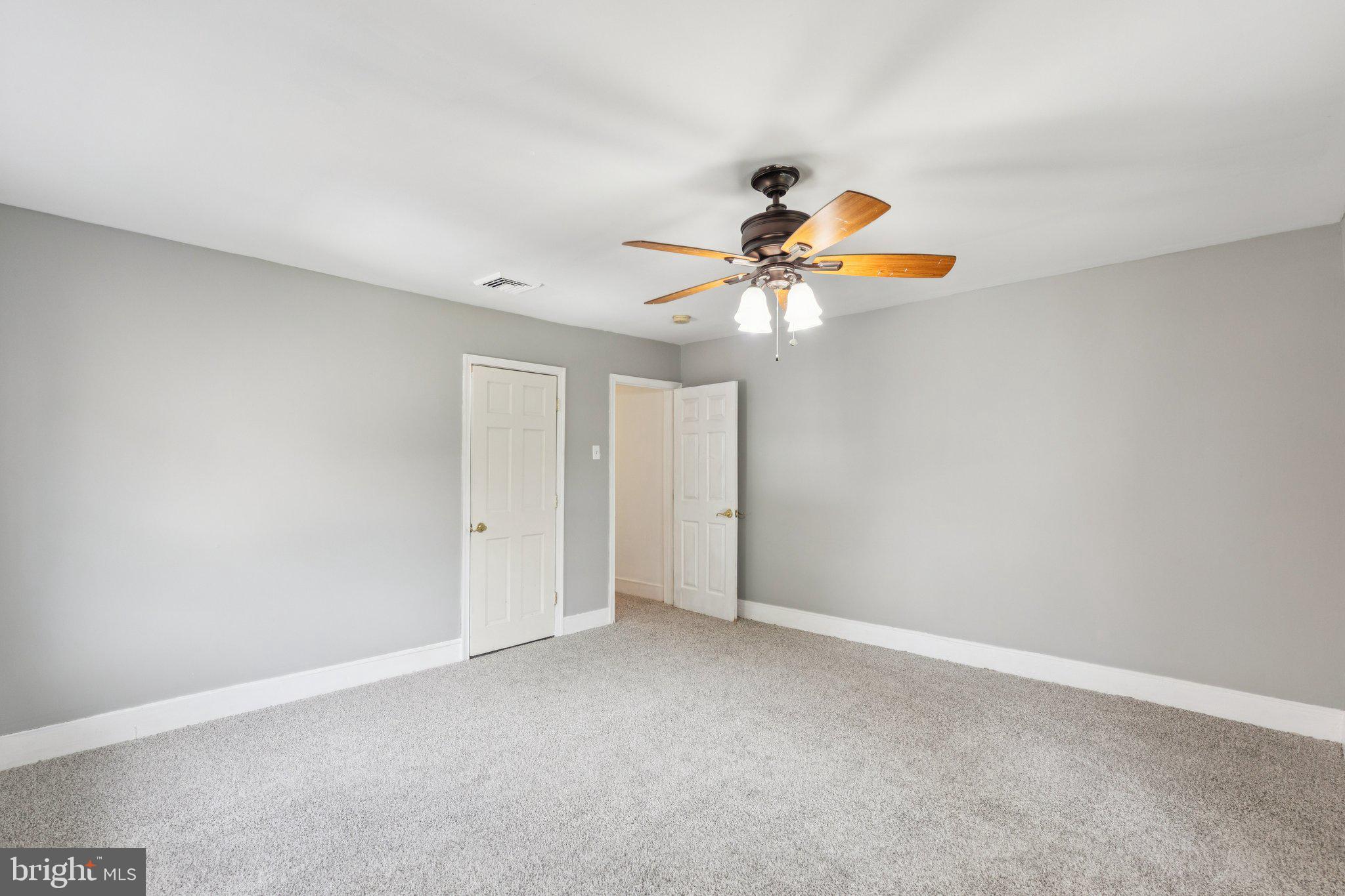 127 West Washington Lane Philadelphia, PA 19144 - Photo 37 of 46