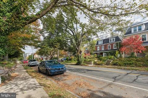 a cars parked on the side of a street