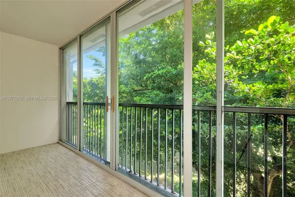 $1,600 | 251 Southwest 132nd Way, Unit 408H, Pembroke Pines, FL 33027