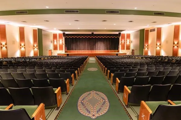 $1,600 | 251 Southwest 132nd Way, Unit 408H, Pembroke Pines, FL 33027