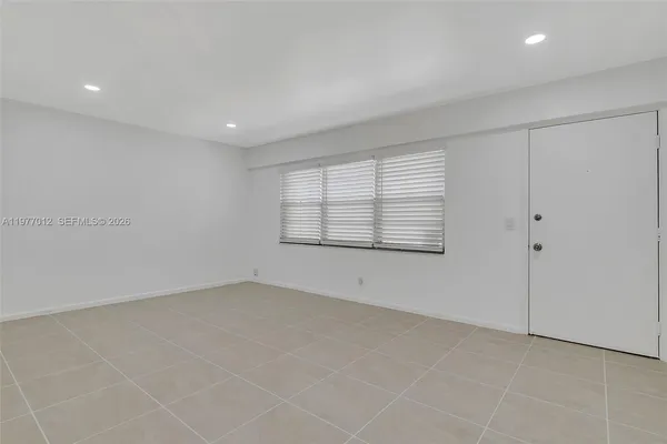 $1,600 | 251 Southwest 132nd Way, Unit 408H, Pembroke Pines, FL 33027