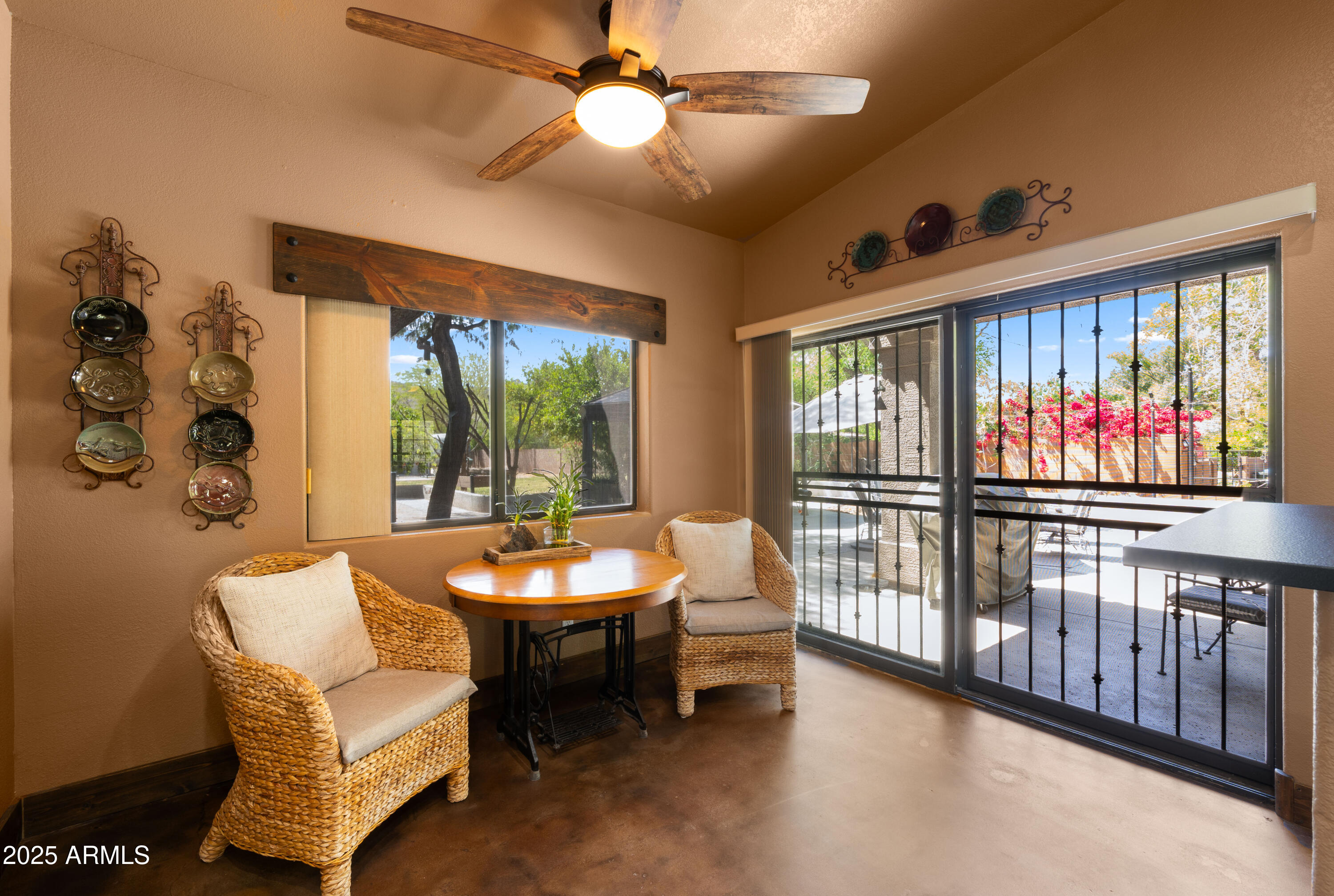 2311 West Dobbins Road Phoenix, AZ 85041 - Photo 13 of 68 Kitchen