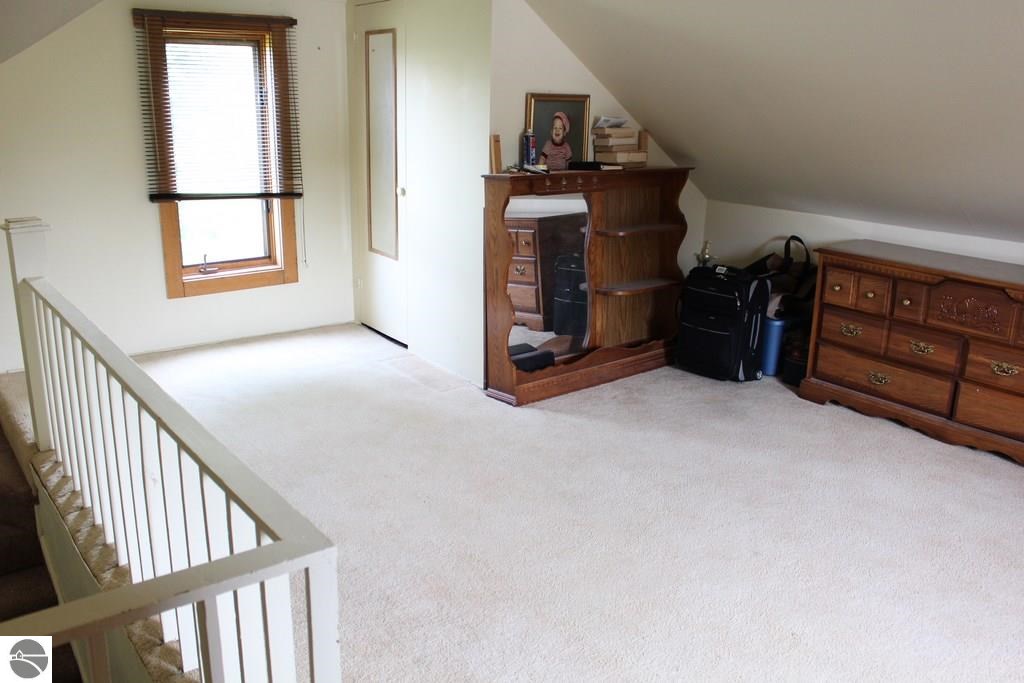 176 South Lincoln Road Mount Pleasant, MI 48858 - Photo 13 of 19 1743717-12.JPG