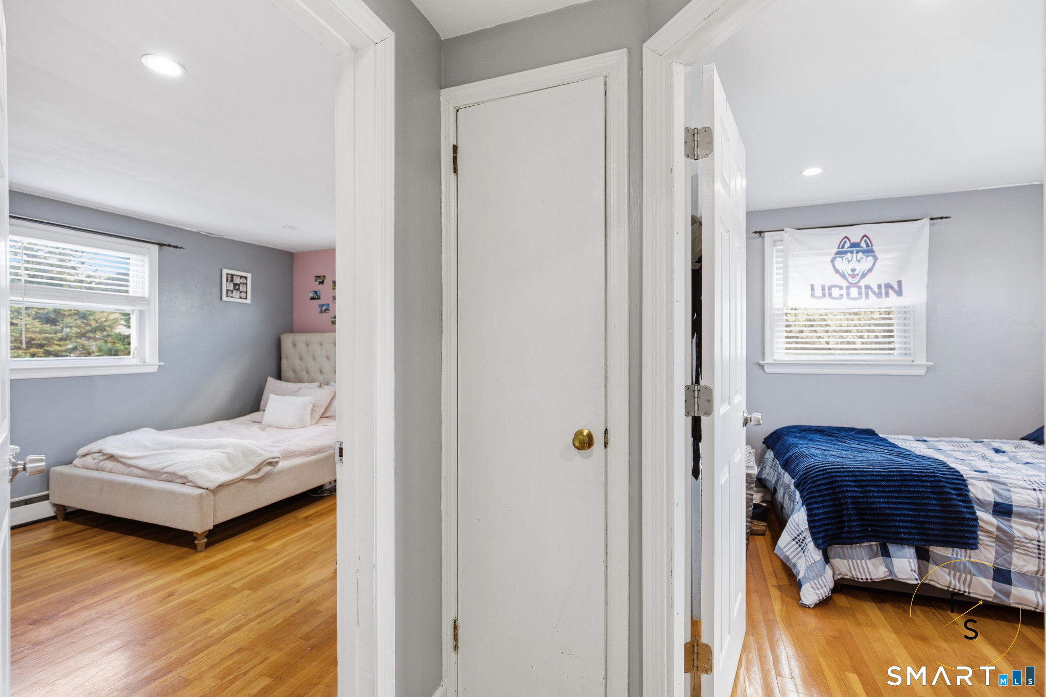 1 Phillips Street, Unit 4 Norwalk, CT 06850 - Photo 14 of 35 a bedroom with bed and a window