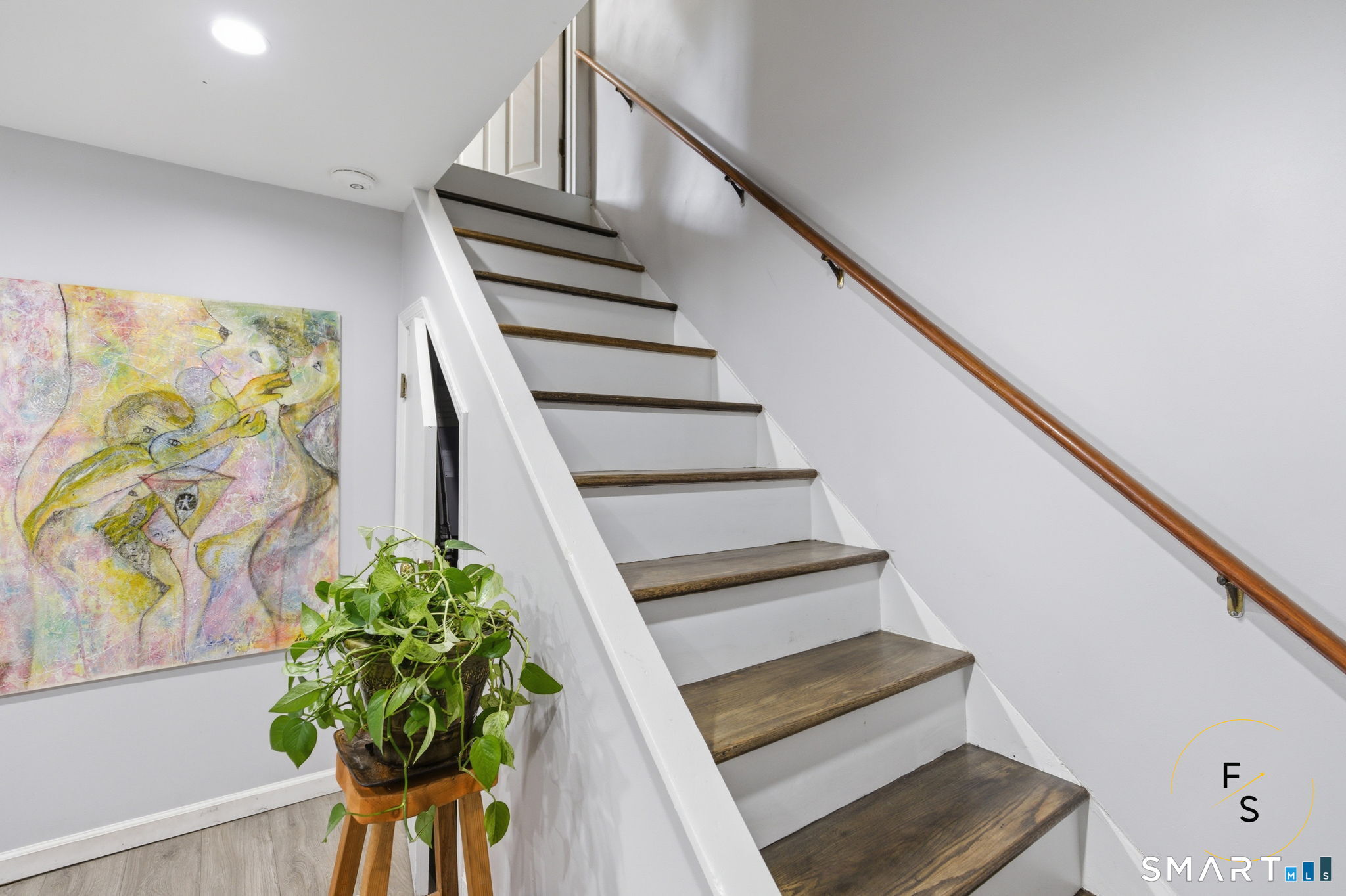 1 Phillips Street, Unit 4 Norwalk, CT 06850 - Photo 19 of 35 a view of entryway