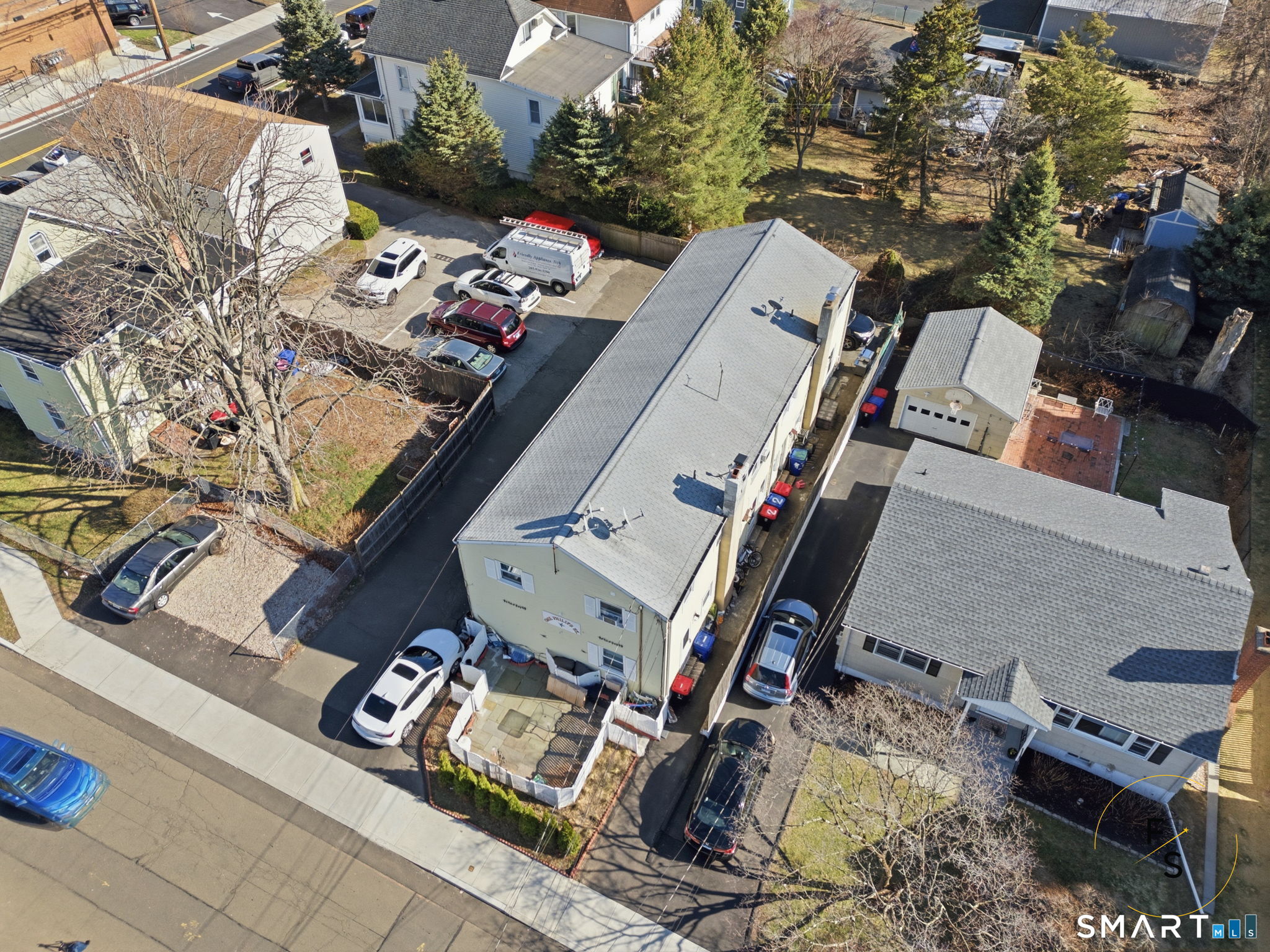 1 Phillips Street, Unit 4 Norwalk, CT 06850 - Photo 27 of 35 an aerial view of a city with lots of residential buildings