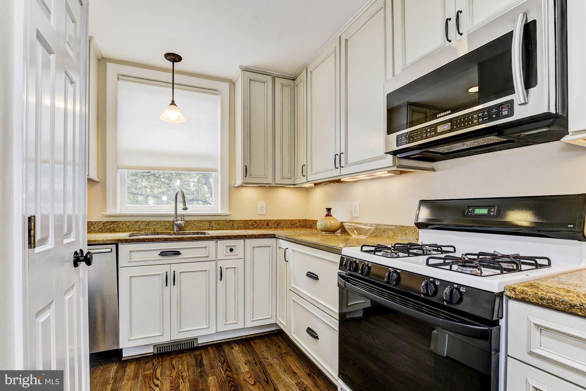1404 Foxhall Road Northwest Washington, DC 20007 - Photo 3 of 29 Kitchen