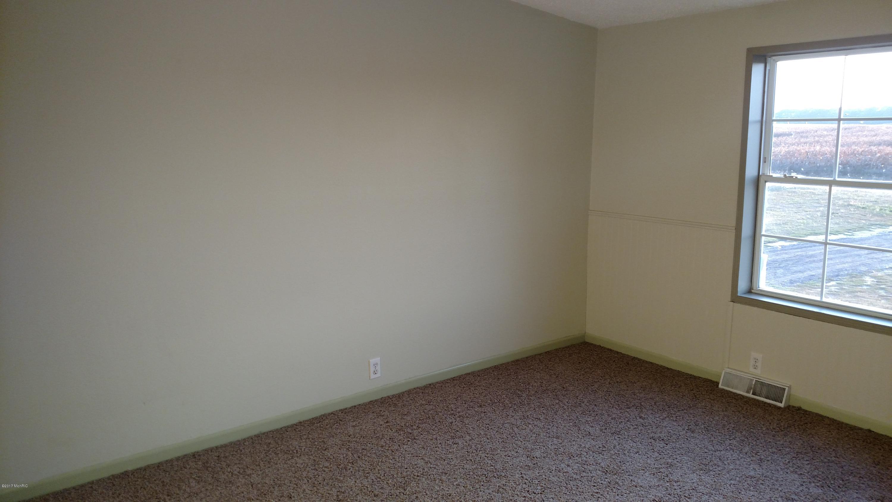 4774 Stedman Road Ionia, MI 48846 - Photo 18 of 35 IMG_20170926_184748044