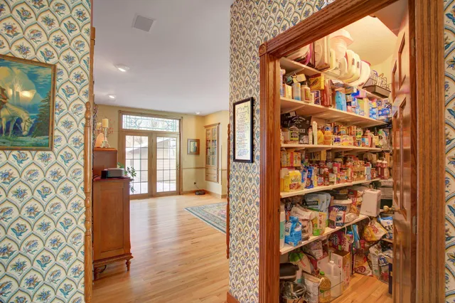 $895,000 | 19319 380th Street, Erhard, MN 56534