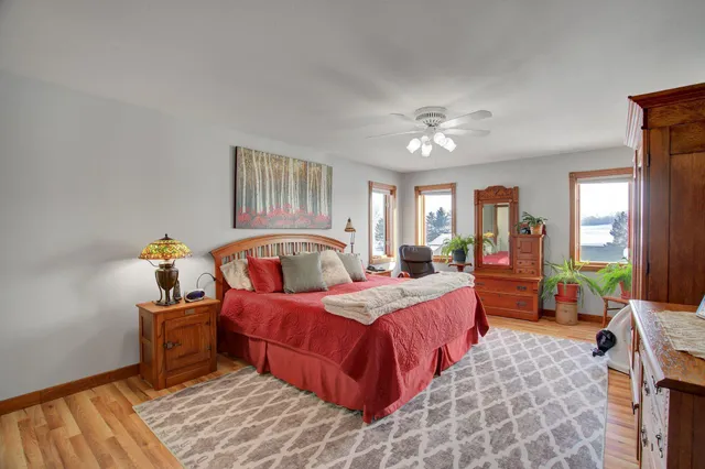 $895,000 | 19319 380th Street, Erhard, MN 56534