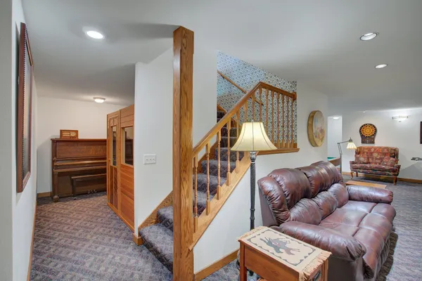 $875,000 | 19319 380th Street, Erhard, MN 56534