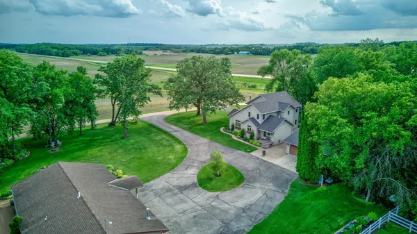 $875,000 | 19319 380th Street, Erhard, MN 56534